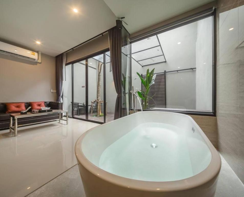 The Valen Resort Bangkok