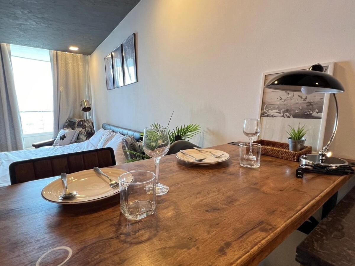Appartement Sathorn Sky View Rooftop Bar