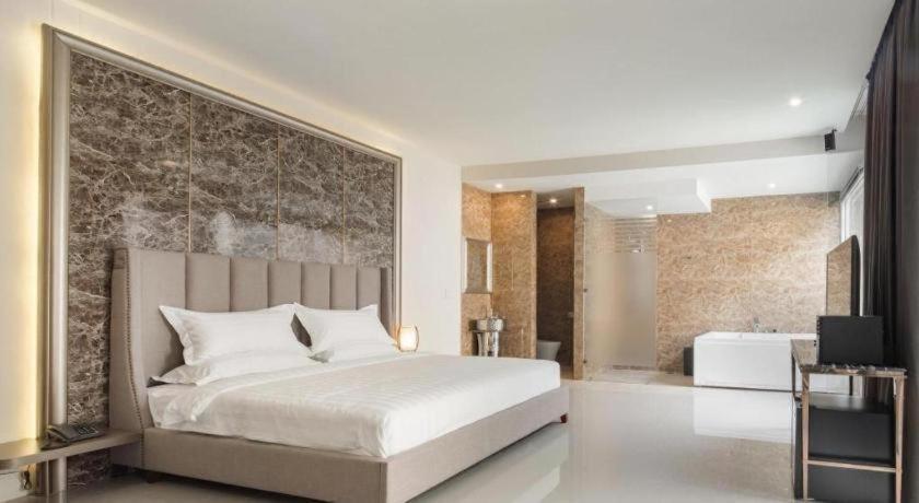 The Valen 3*