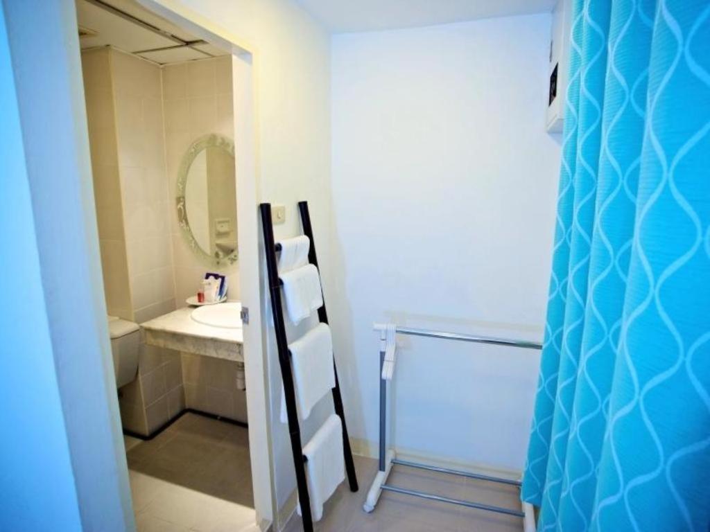 House Hotell 3*