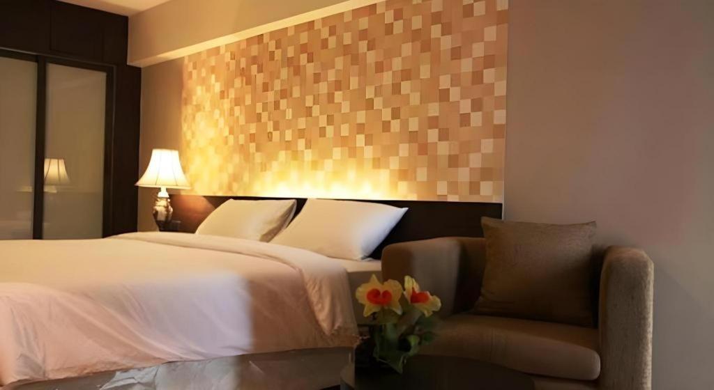 H2 Hotel 3*