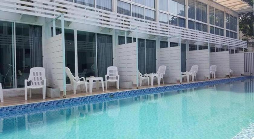 Pool @donmueang Hotell Bangkok