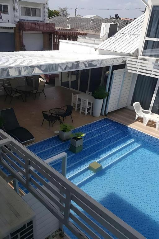 Pool @donmueang 3*