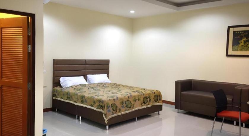 Friends House 3* Bangkok