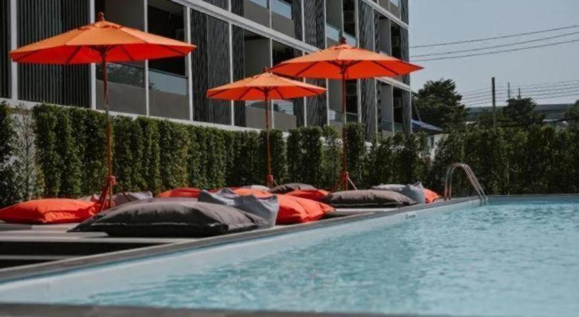 7 Days Premium Don Meaung Airport Hotel