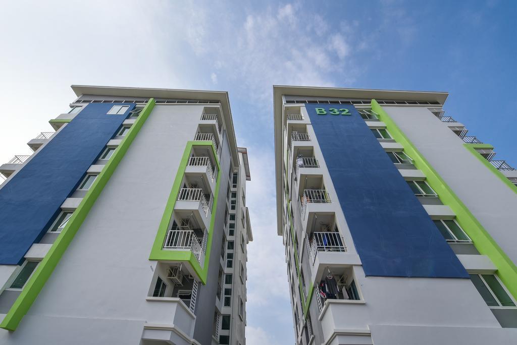 Khách sạn hẻo lánh B32