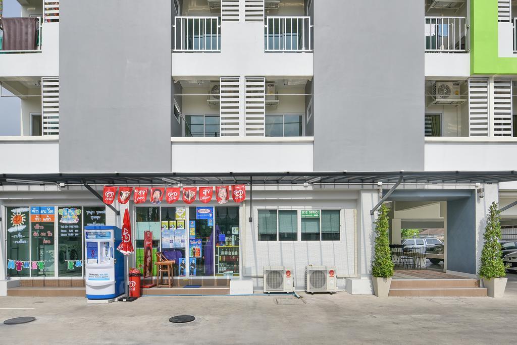 Khách sạn hẻo lánh B32 Bangkok