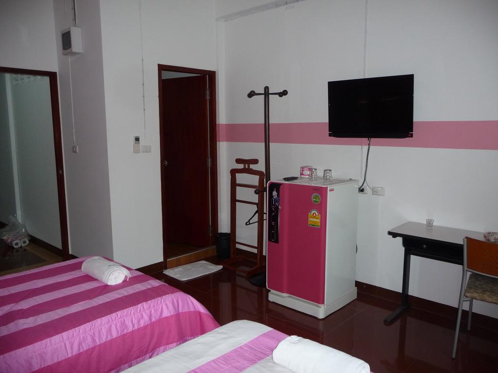 For 2* Bangkok