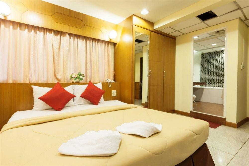 Hotel Grand Mandarin Latphrao 130 2*