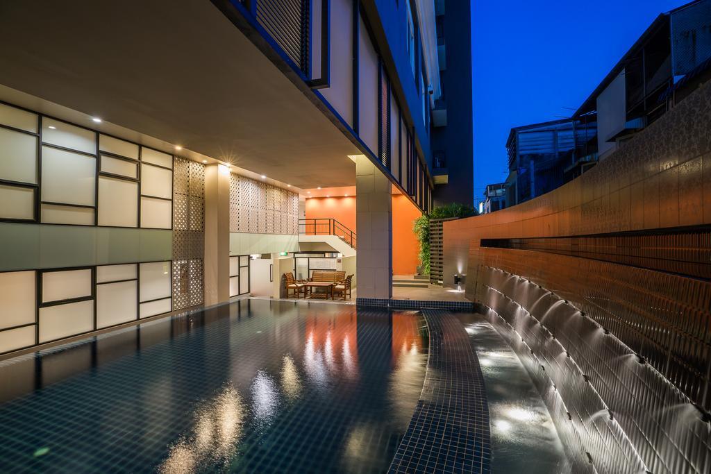 Beyond Bangkok