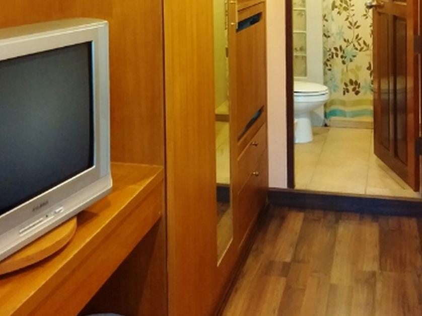Oyo 437 Na Nara Hotel