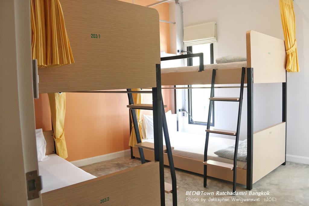 Auberge de jeunesse Bed@town *