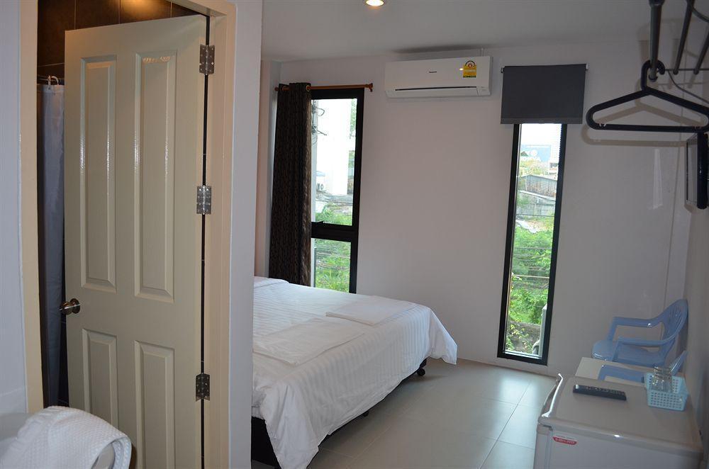Varinda Hostal Bangkok