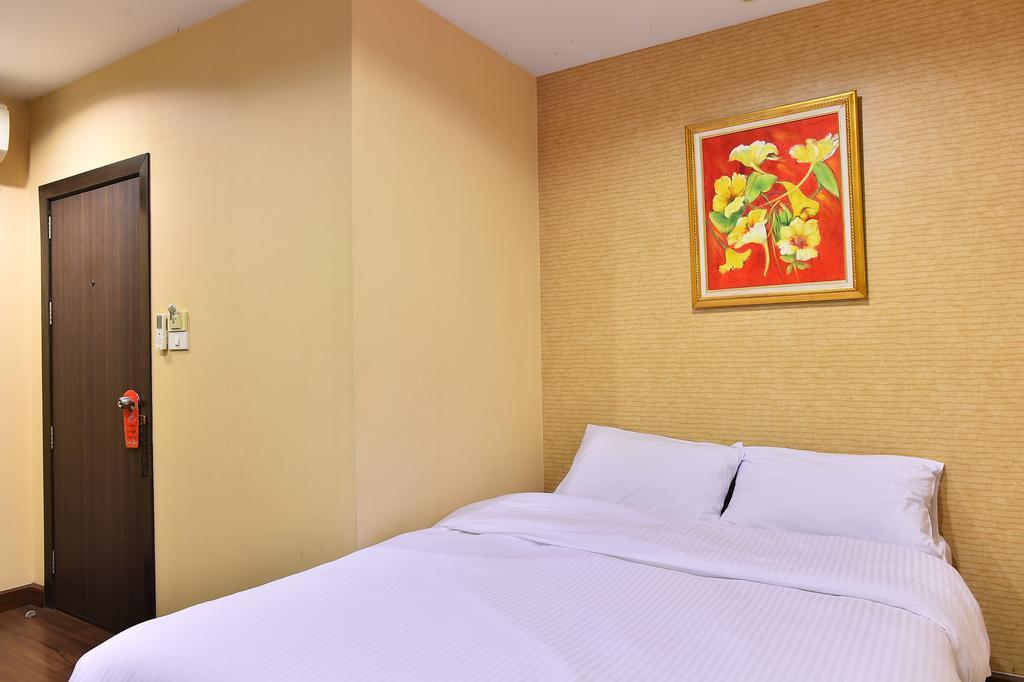 Hotel Take A Rest 3*