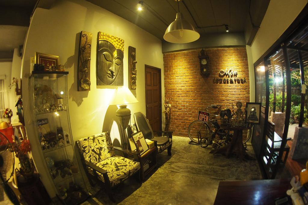 Mon & Yoga Donmueang 3*