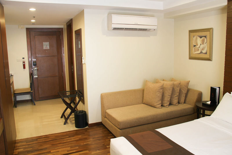 Furamaxclusive Sathorn, Hotel 4*