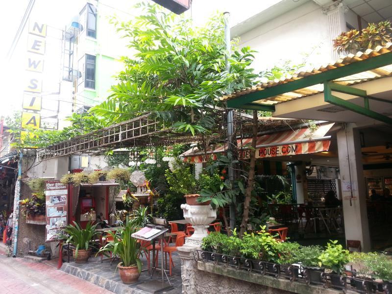 Auberge de jeunesse New Siam 1 *