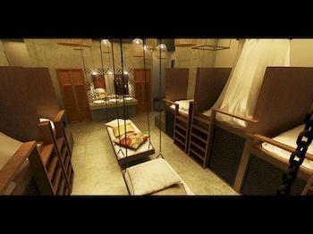 Hostel Chao *