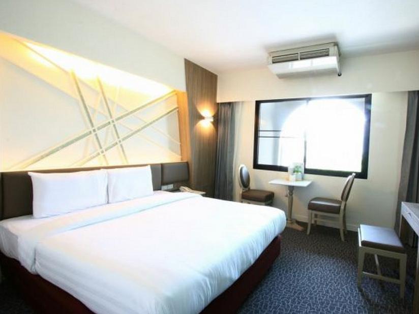 Hotel Papa Siriraj 3*