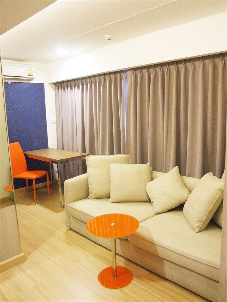 Grand Tower Sathorn Khách sạn 4*