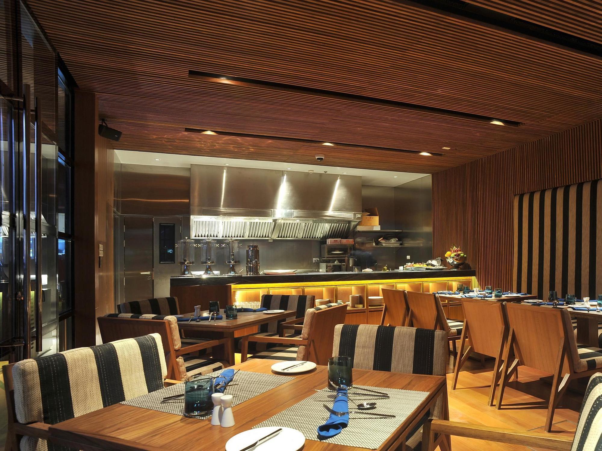 Western @20 Sukhumvit Hotel Bangkok