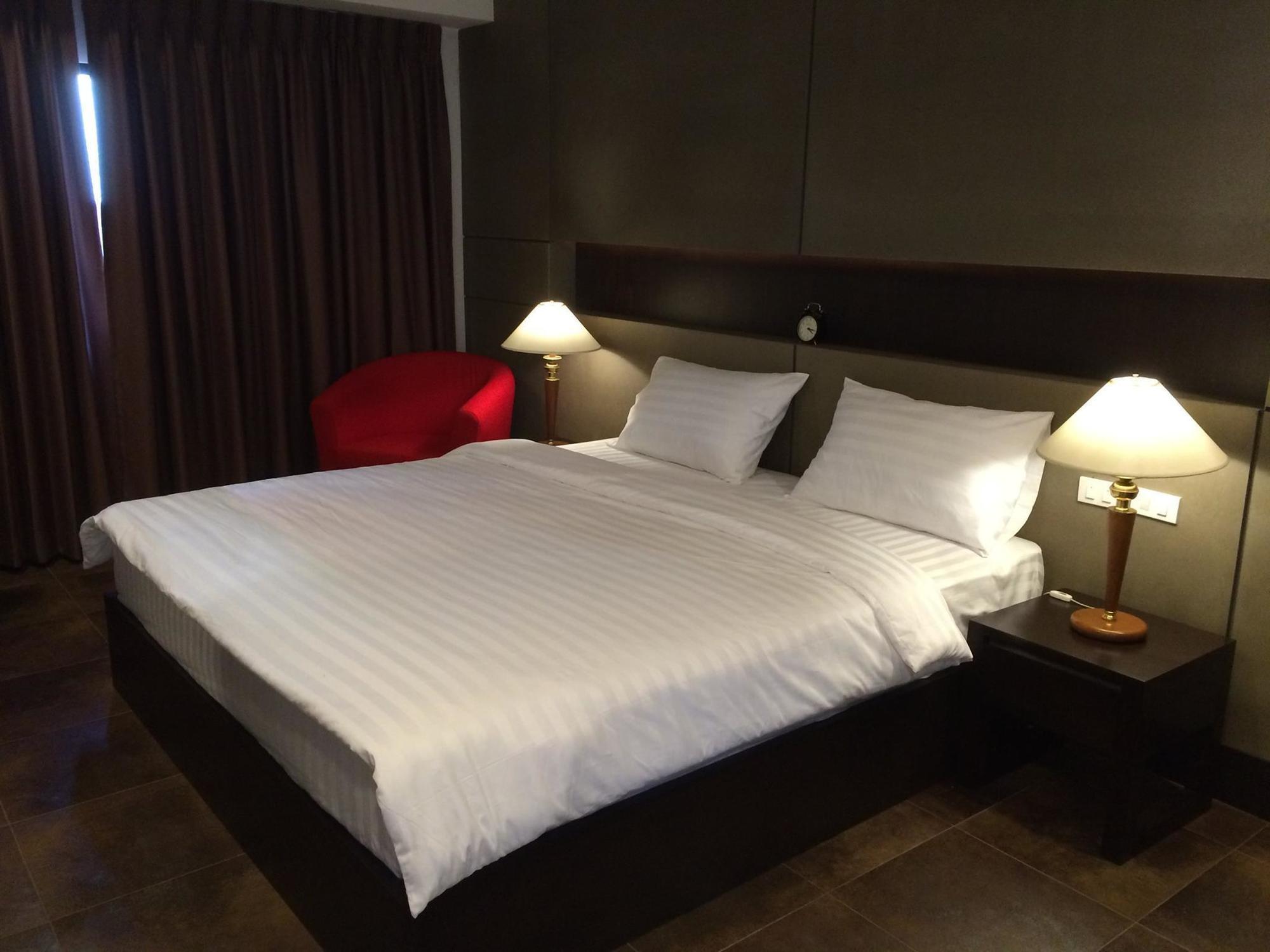 Nanda Heritage Hotel Bangkok