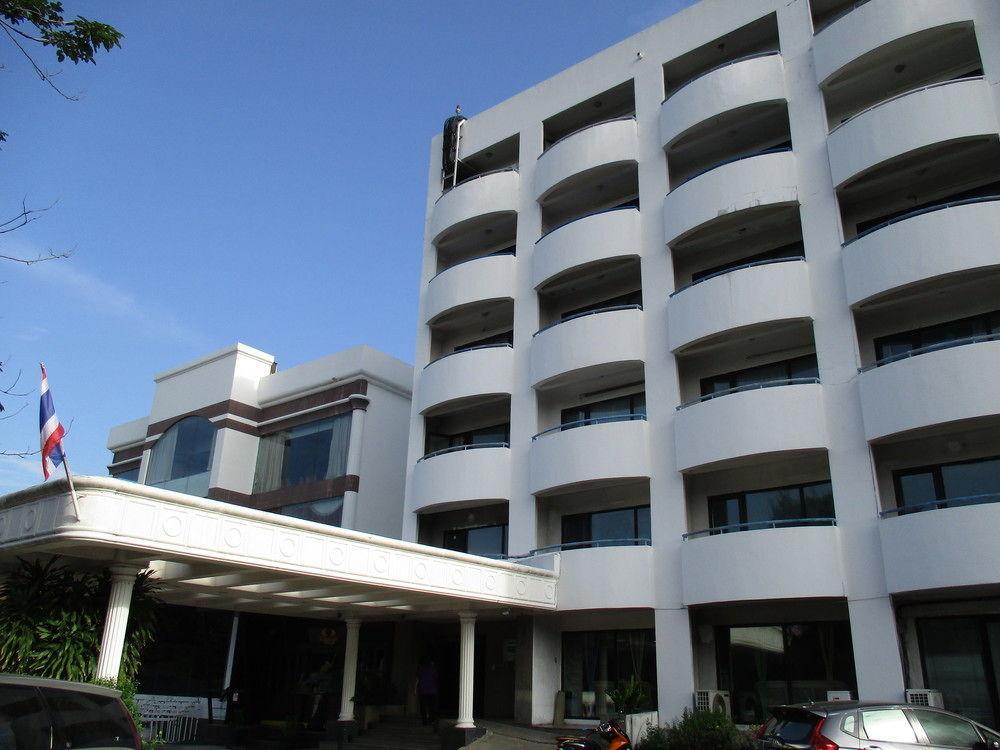 Airport Hotel