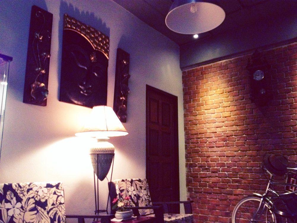 Mon & Yoga Donmueang Bed & Breakfast 3*