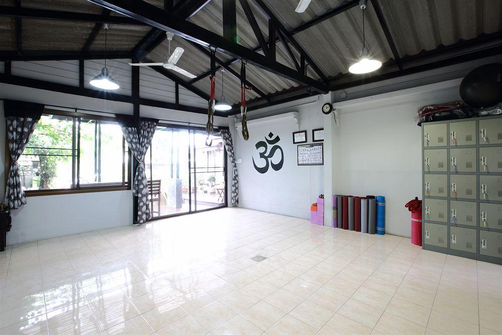 Mon & Yoga Donmueang 3*