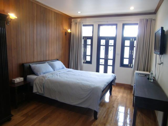 The Royal Thatien Village Rumah tetamu 2*