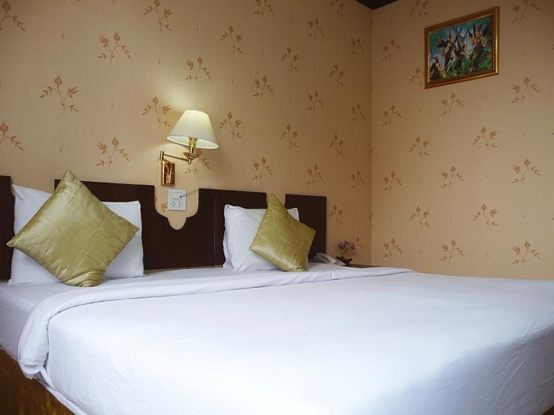 Queen Lotus Inn