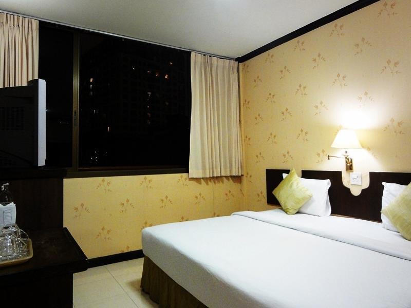 Queen Lotus Inn Bangkok