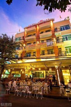Sakul House *
