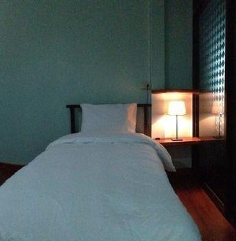 Hotel Issara House 2*