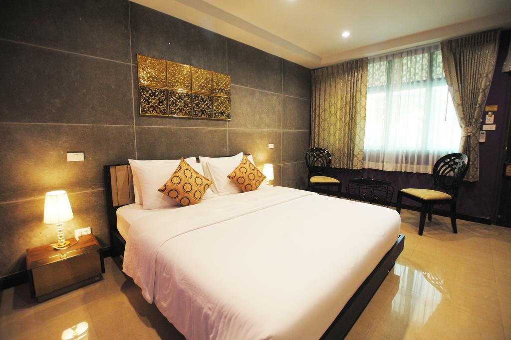 Focal Local Bed & Breakfast