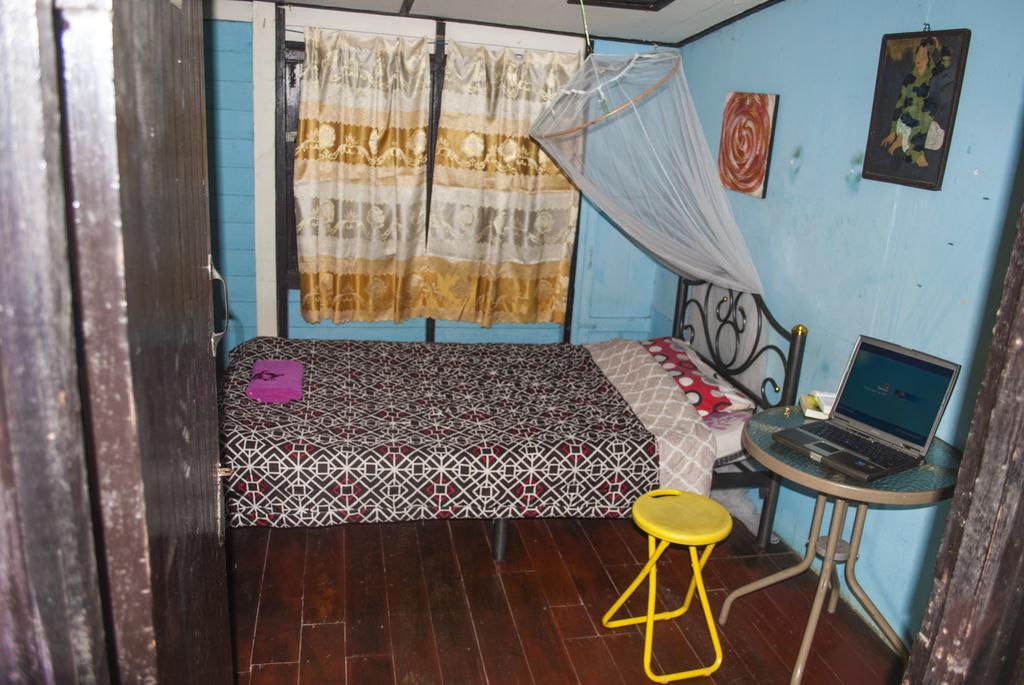 New Phiman Riverview Rumah tetamu *