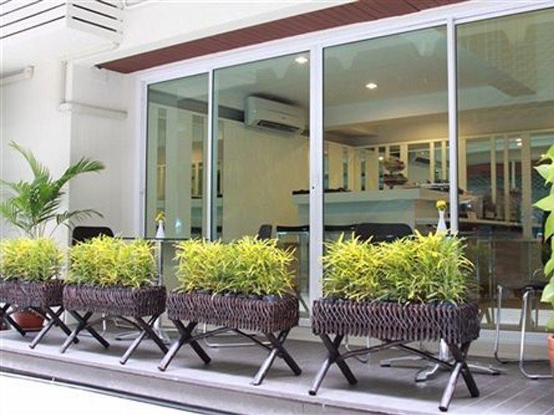 Nantra De Comfort Hotell 3*