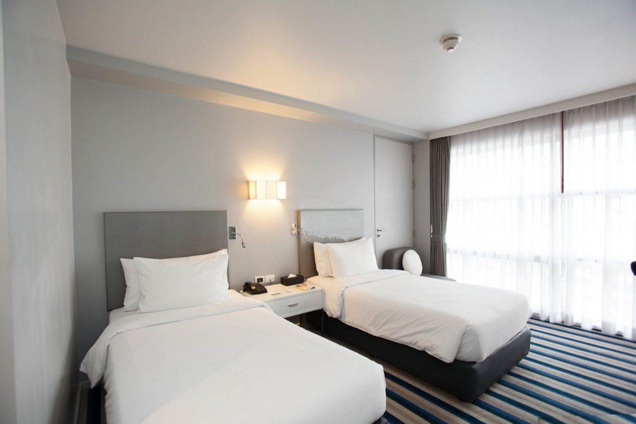 Western @20 Sukhumvit 4*