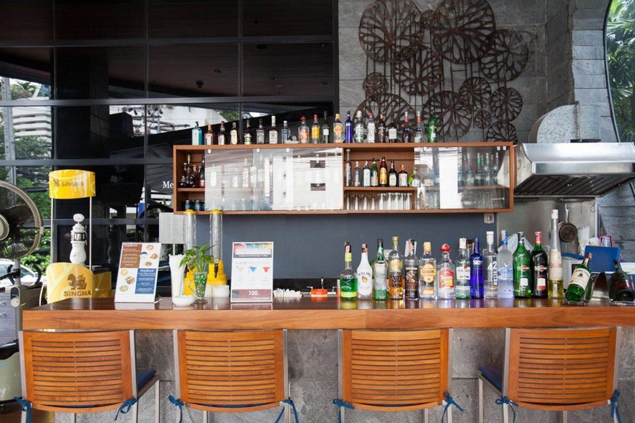 Western @20 Sukhumvit Hotel