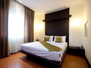 Siam Paradise Entertainment Complex Hotel
