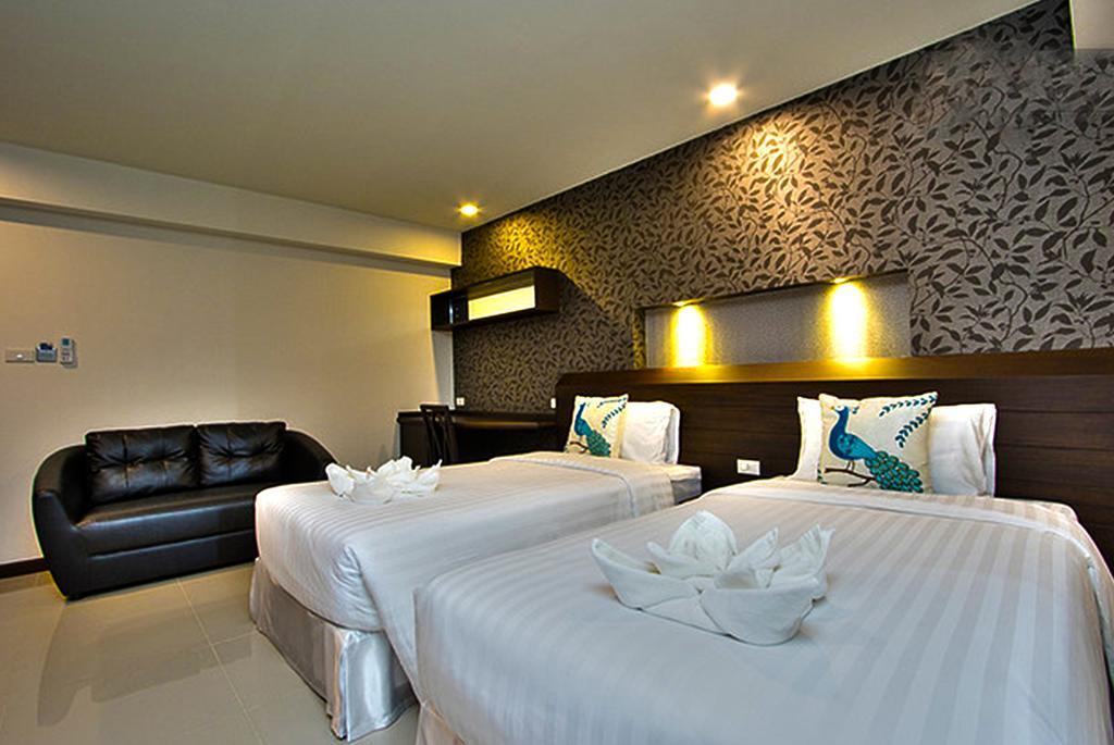 Chateau De Sukhumvit