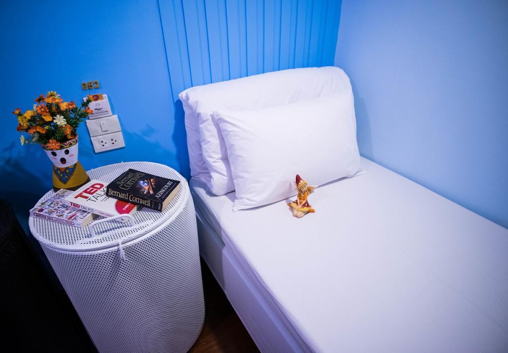 Hostel Check-in My Bangkok
