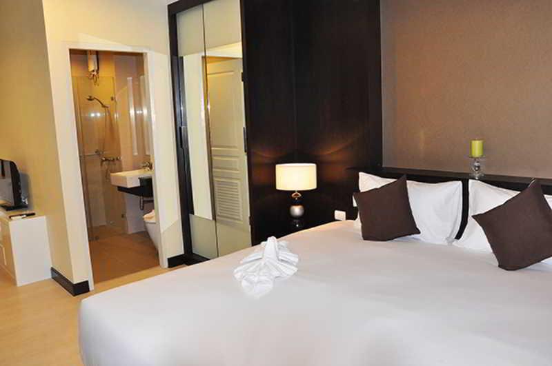 Kokotel Dheva Thonglor Hotell