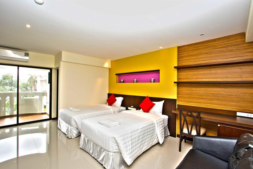 Chateau De Sukhumvit