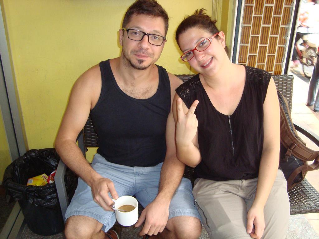 Hug (adults Only) Ostello Bangkok