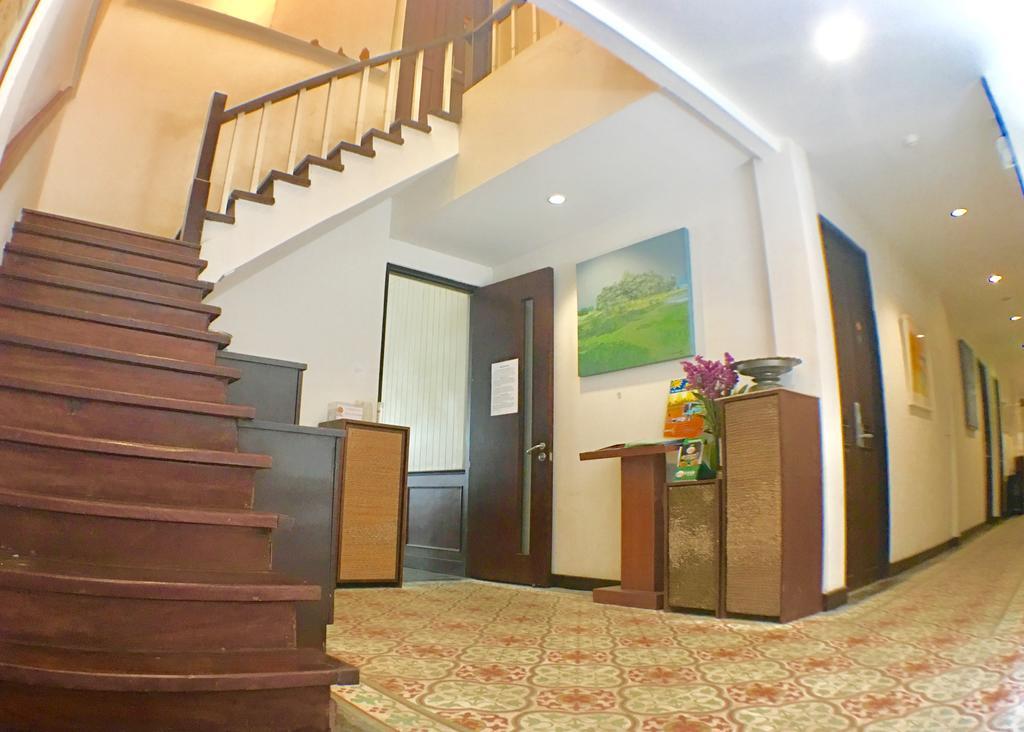 Sabye Khách sạn