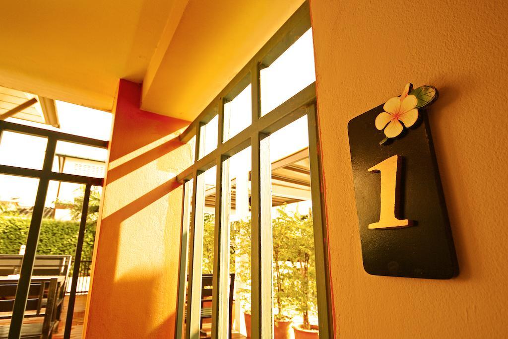 Floral Shire Suvarnabhumi Airport - Sha Extra Hotel 3*