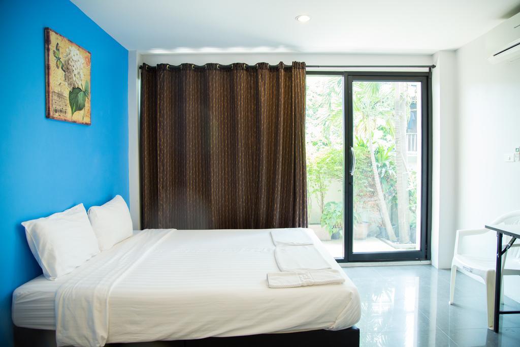 Varinda Hostal Bangkok