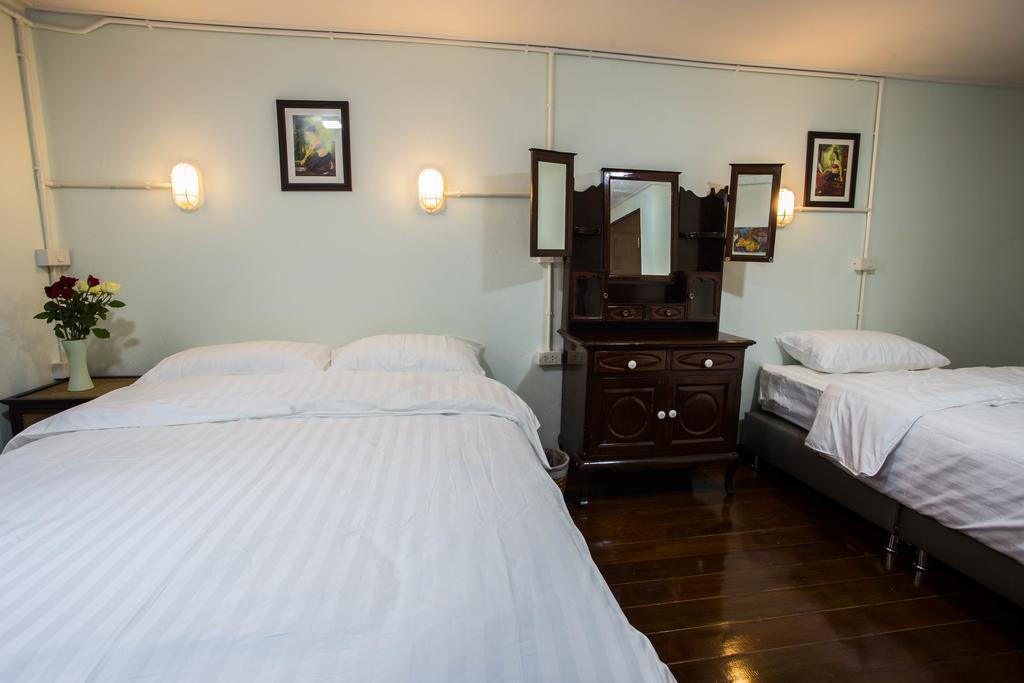 Hostel Baan Gaysorn Bangkok