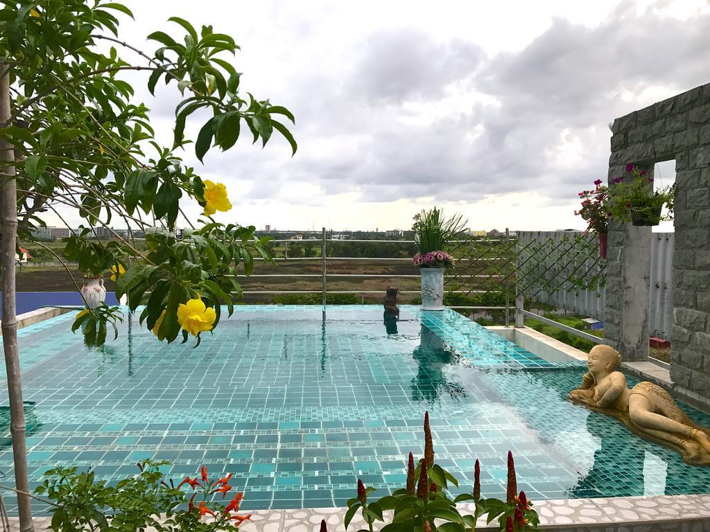 Hi Life Hotel 4*